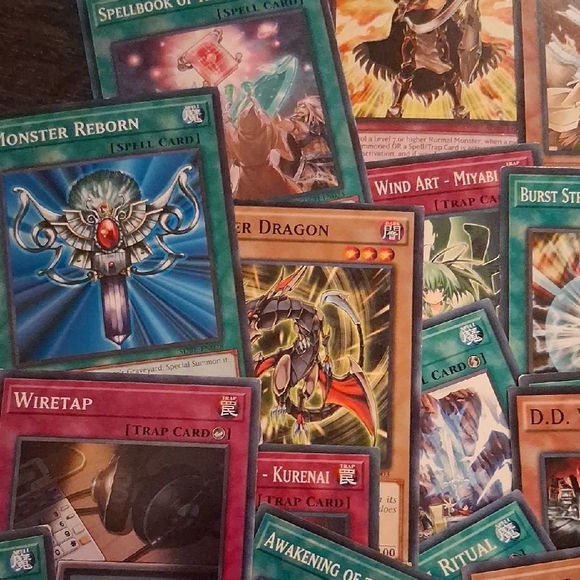 Assorted Fantasy Trading Cards - Picture 8 of 9